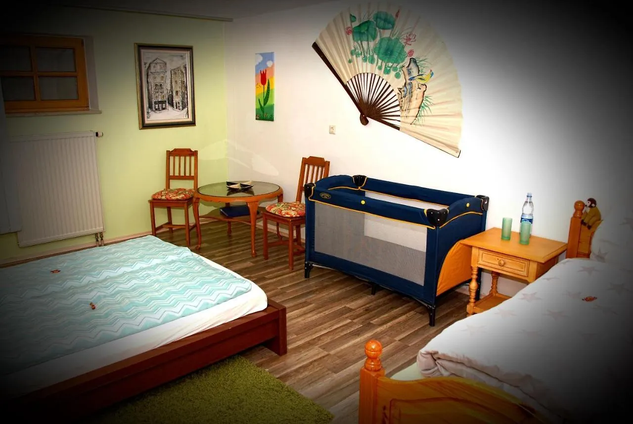 Ambiente Solutions Apartments Oberasbach 0*,